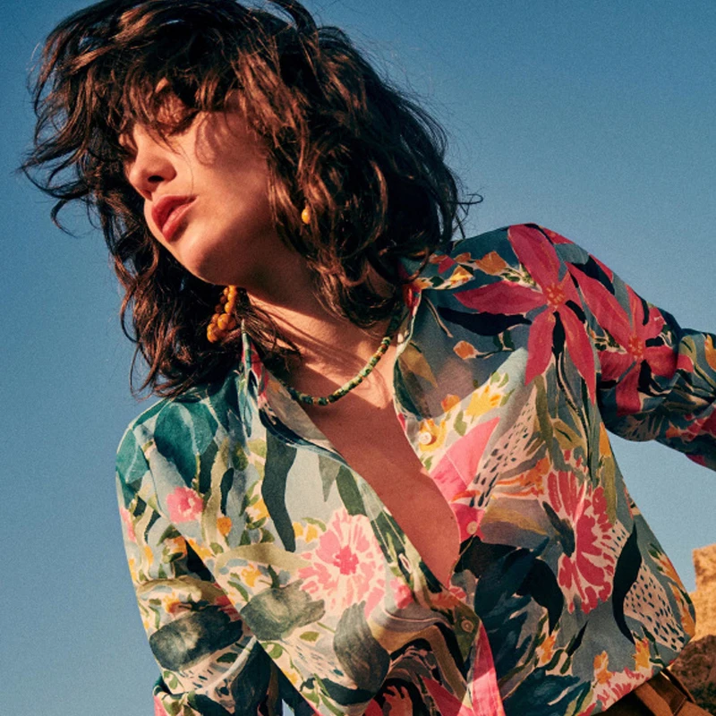 

Летняя женская рубашка 2025 года из хлопка и полиэстера с цветочным принтом, отложным воротником, на одной пуговице, в стиле ретро, универсальный женский топ