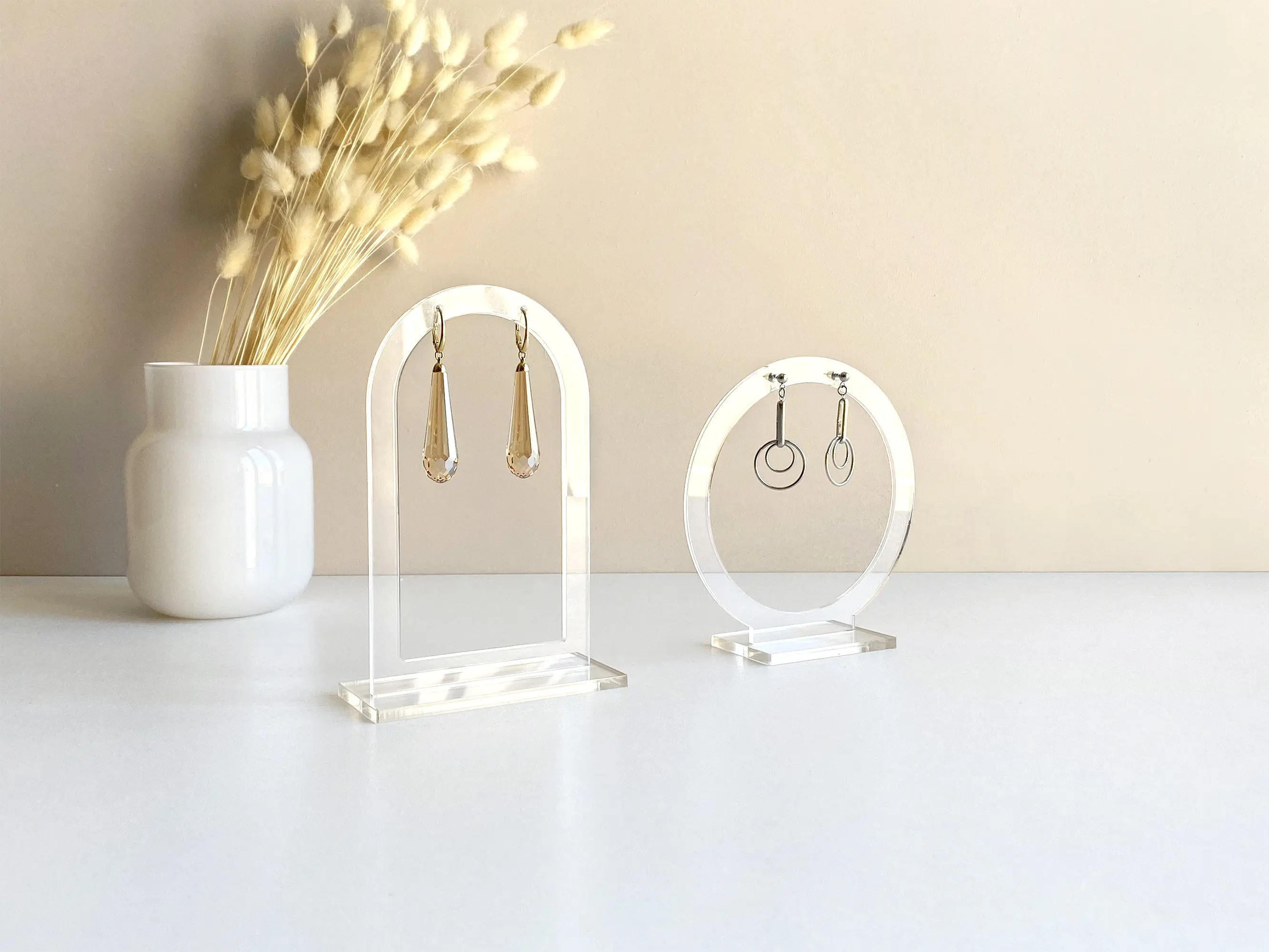 Earring Display Stand ,Clear Acrylic Earring Holder, Earring Organizer ,Minimalist Jewelry Stand ,Earring Stand for Photography