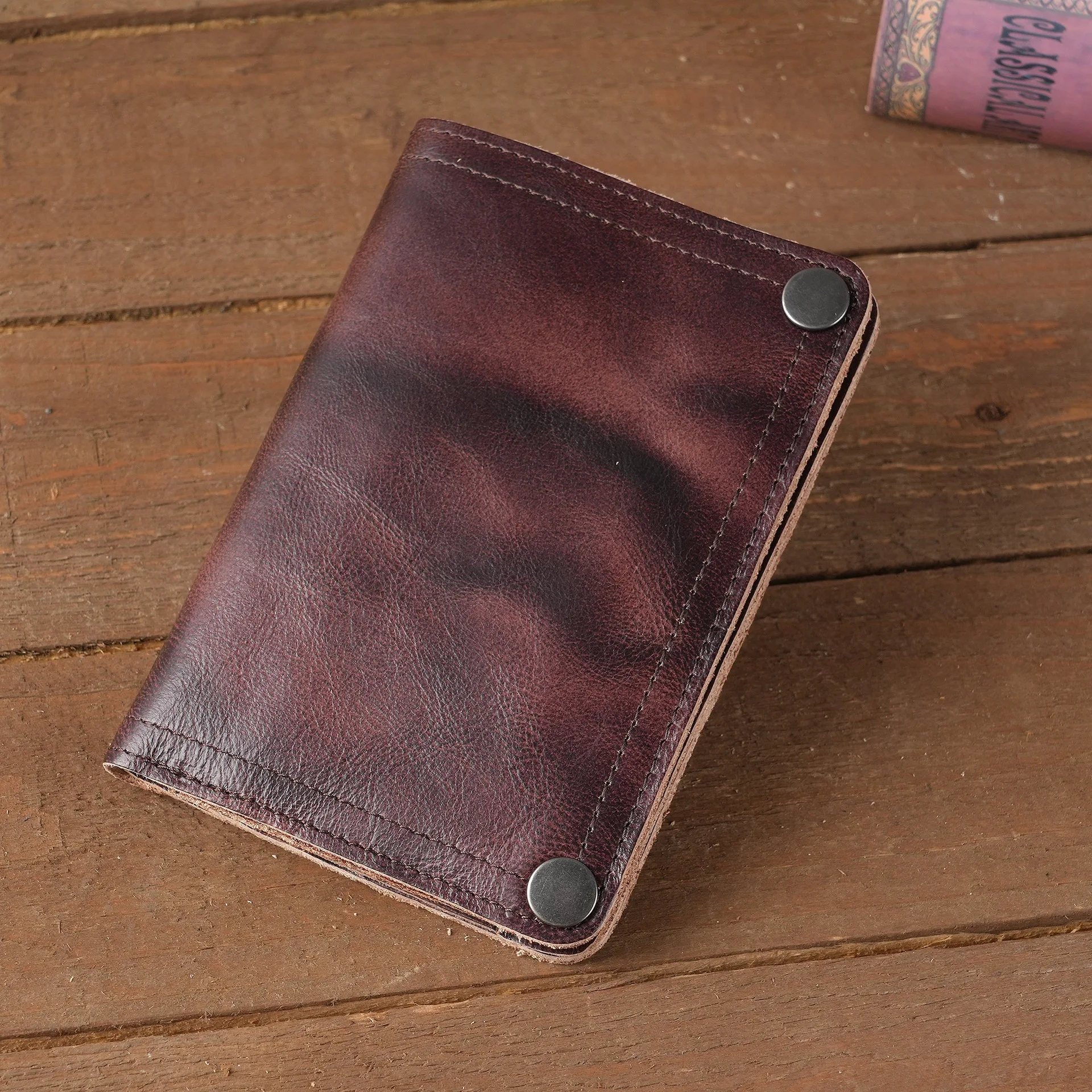 Men Short Cow Leather Wallet, Unique Design Compact Vintage Card Holder Wallet, Pocket-Friendly Small Purse for Men's