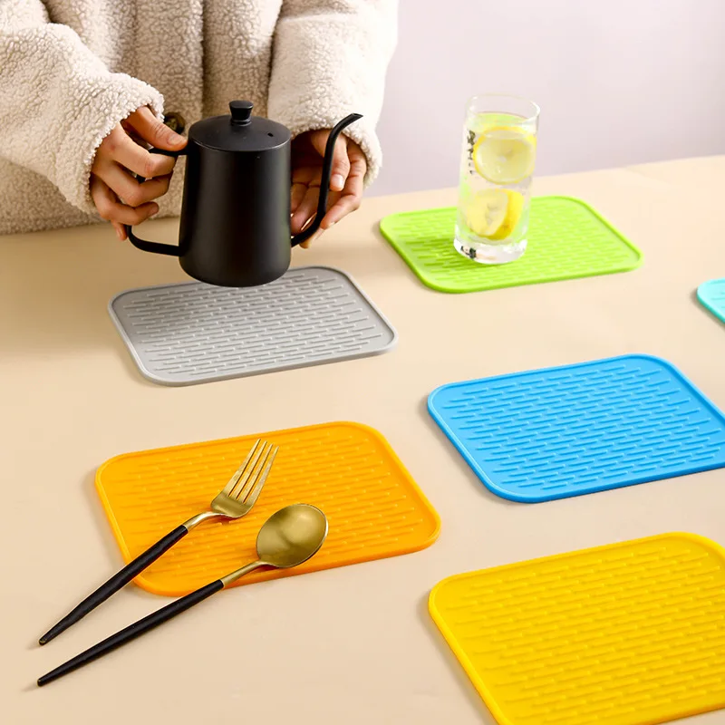 Multifiction Silicone Mat for Hot Pans, Durable and Flexible Hot Pads for Kitchen Counter, Heat Resistant Mat, 1Pc