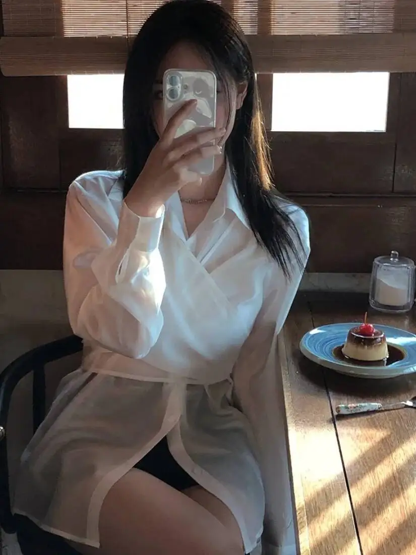 Women's Summer New Cross-Tie Long Sve Sun Protection Irt Design Waist-Cinching Versatile Top Faionable And Sli