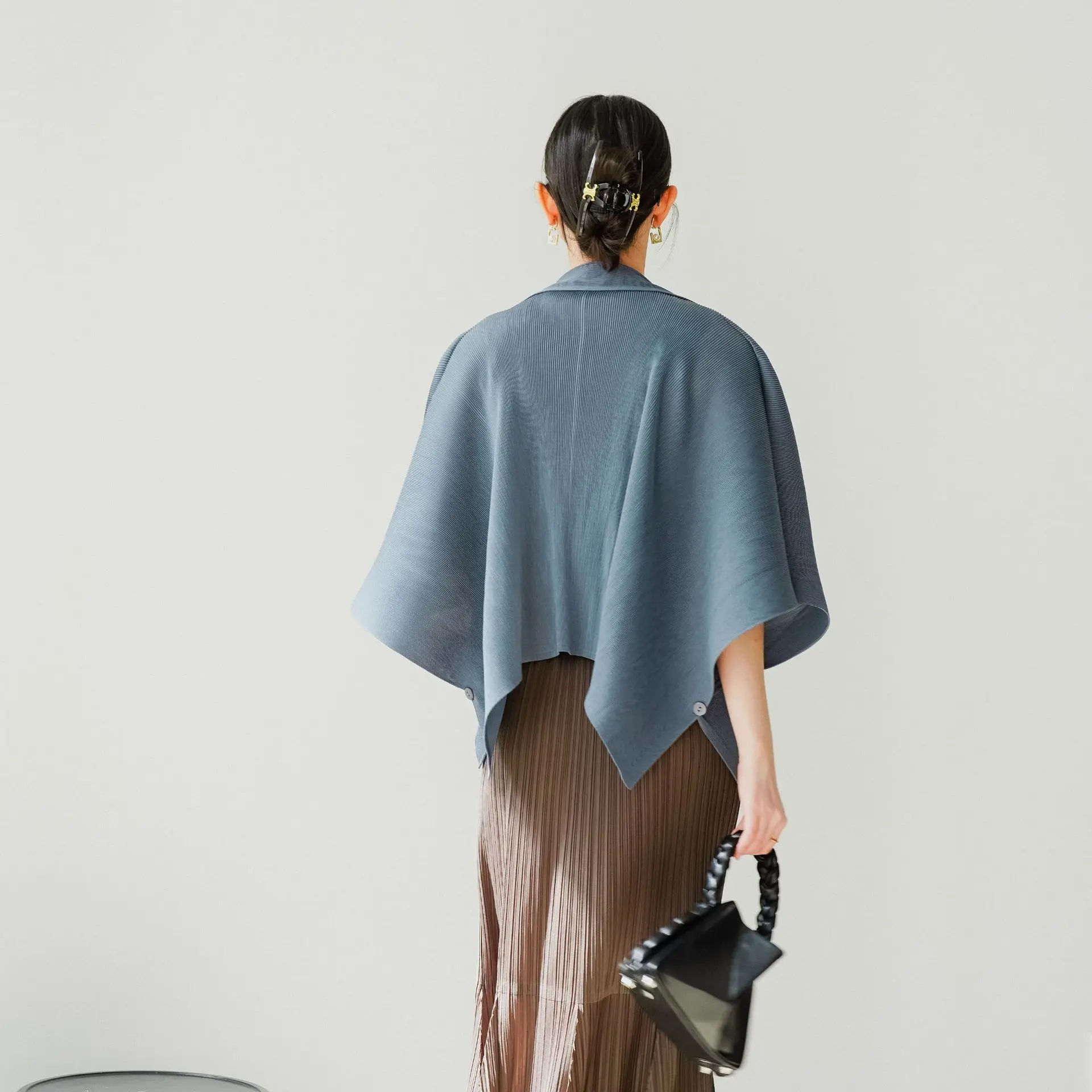 Miyake Autumn Spring New Women's Solid Color High-end Pleated Designer High-end Pleat Light Luxury Elegant Fashion Shawl Jacket