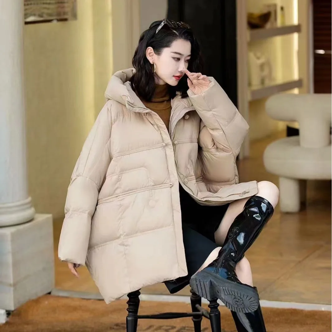 Winter New Women's Down Jacket Windproof Hooded Oversized Commuting Retro Down Jacket