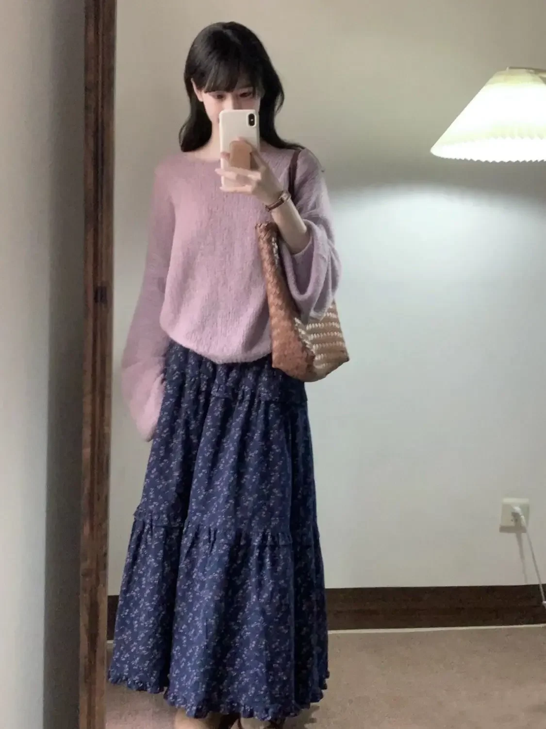 

Gagaok 2025 Early Spring Women Skirt Versatile Navy Blue Floral Elastic High Waist Midi Skirts Korean Fashion Slimming Clothes
