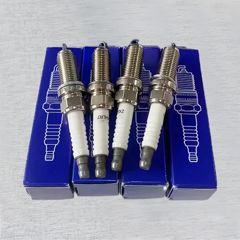 

4Pcs Car Spark Plug 31673604 ZXE24HLR For VOLVO V40 V60 V70 V90 XC40 XC60 XC70 XC90 S60 S80 S90 T2 T3 T4 T5 T6 T8 B4204 Engine