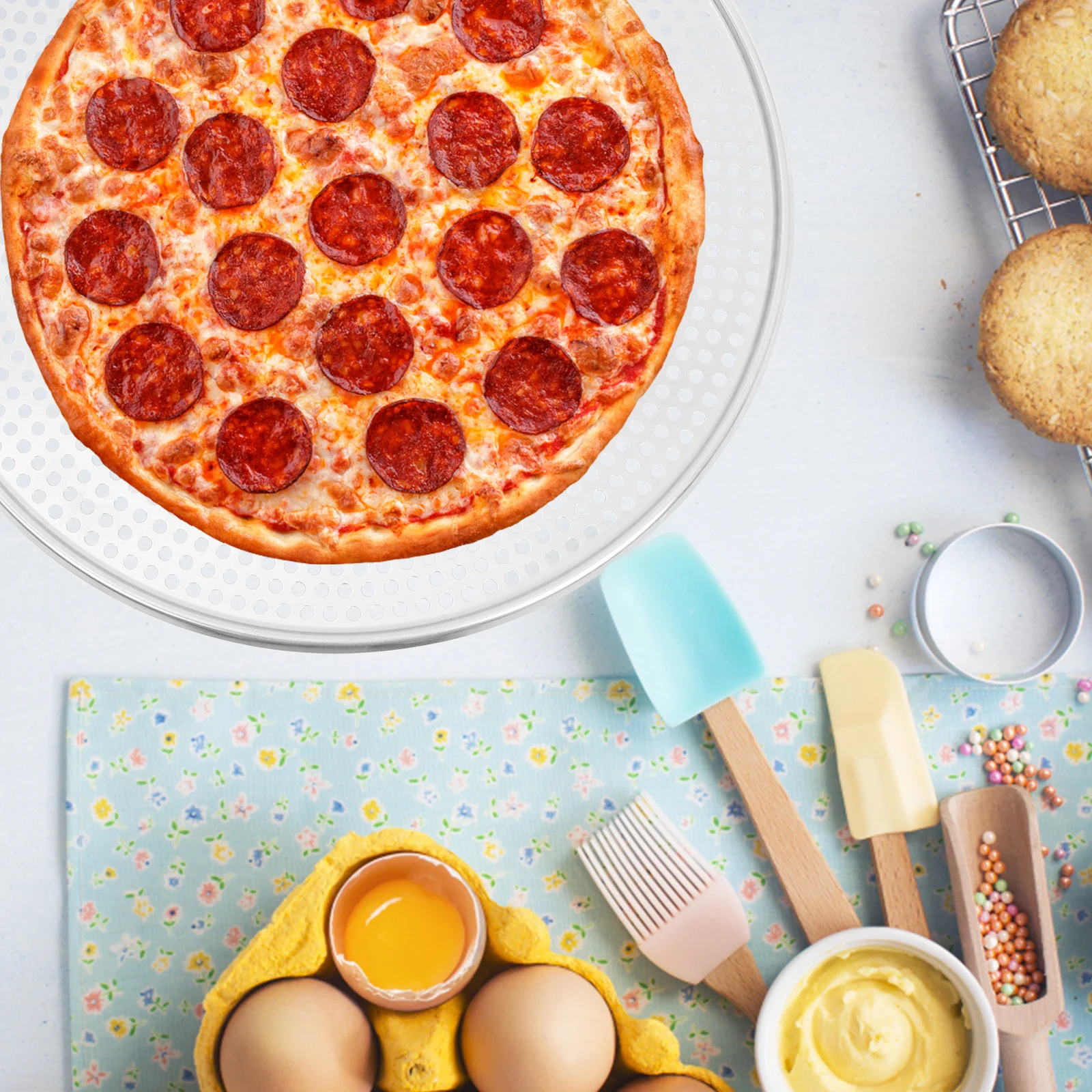 16 Inch Baking Tray Pan Holes for Baking Aluminum Screen Tray Round Pans Kitchenware Metal Pizza Plate Household