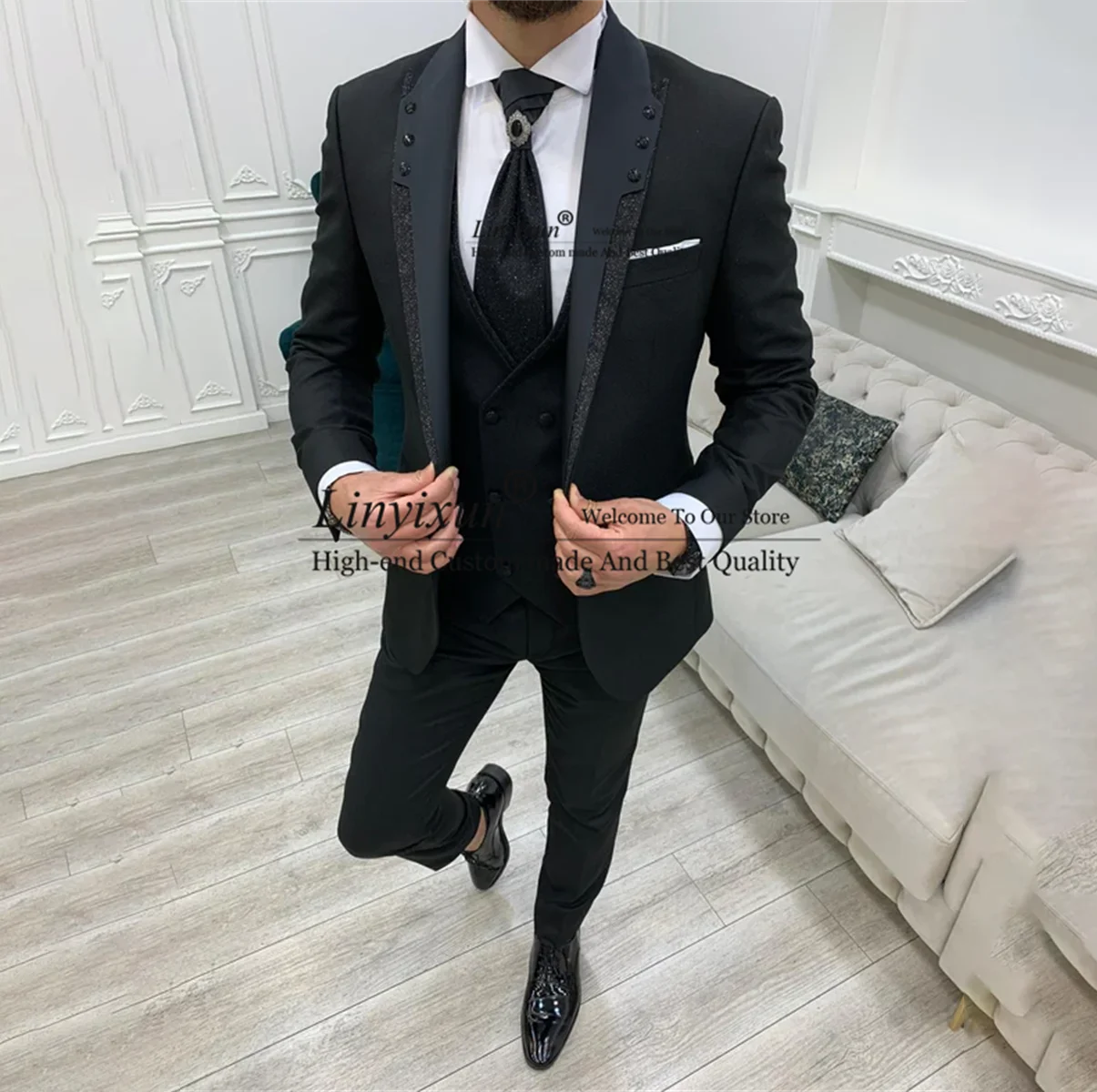 

Classic Suits For Men Slim Fit Shawl Lapel Wedding Groom Tuxedo Handsome Business Blazer Banquet 3 Piece Set trajes de hombre