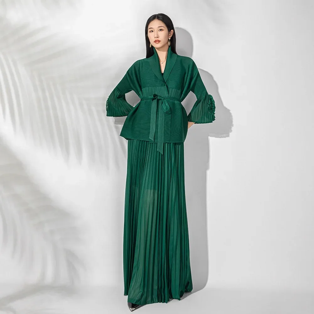 Miyake Plissee 2 Stück Set Frauen Gespleißt Tops + Kleid Lose Elegante Chic Stil Neue Frühling 2025, Einfarbig Weibliche Kleidung