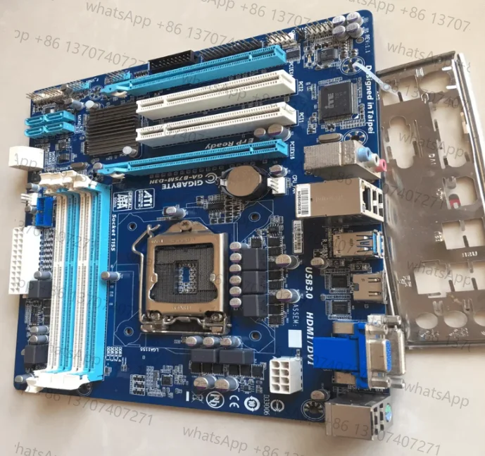 Placa-mãe GA-B75M-D3H com USB3 interno (USB3 SATA3 DDR3/1155 Socket/B75)