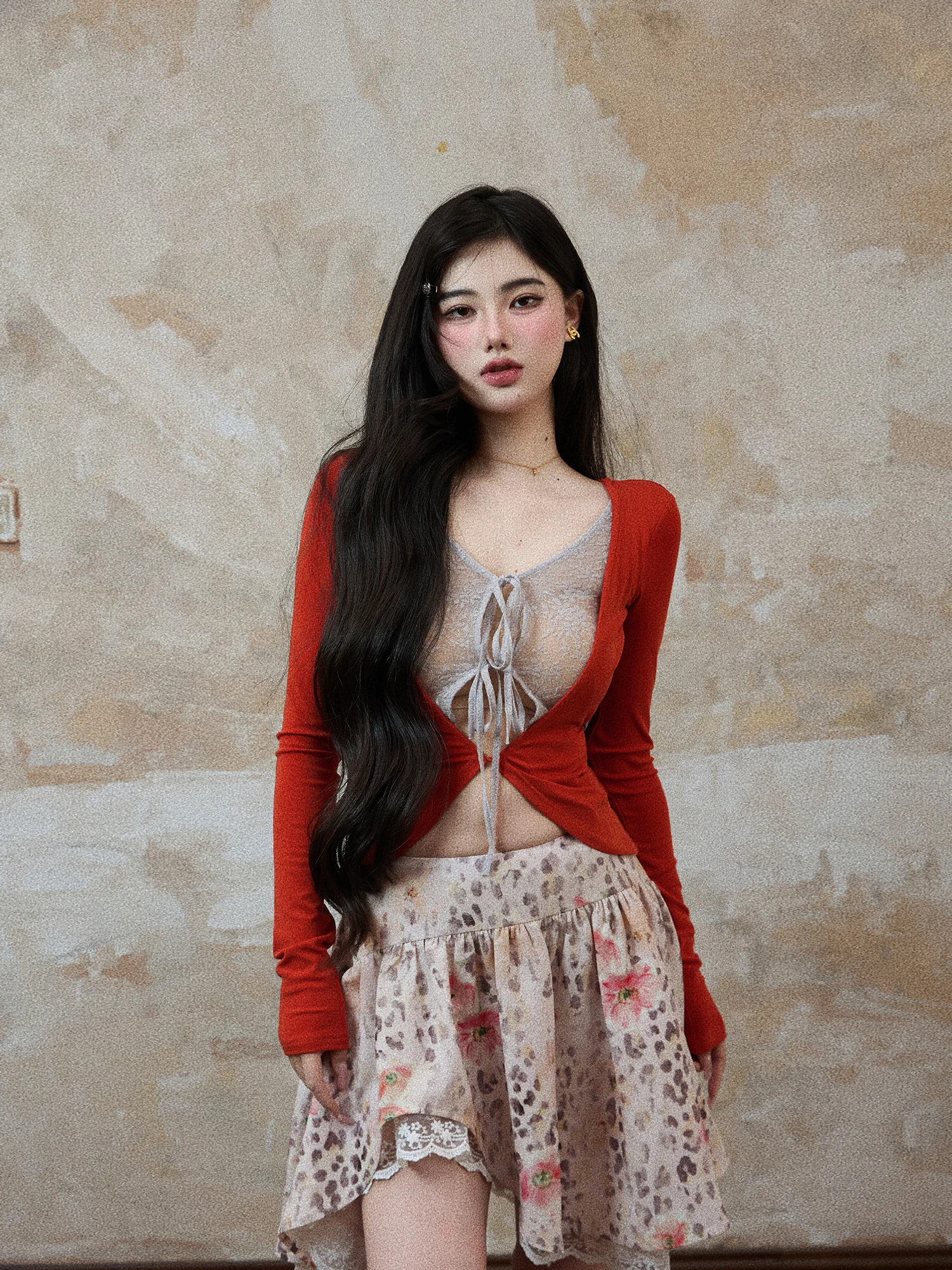 

Hot Girl Slim Fit Knitted Cardigan Neon Explosive Series Spring Summer New Style Fake Two Piece Long Sleeve Short L...