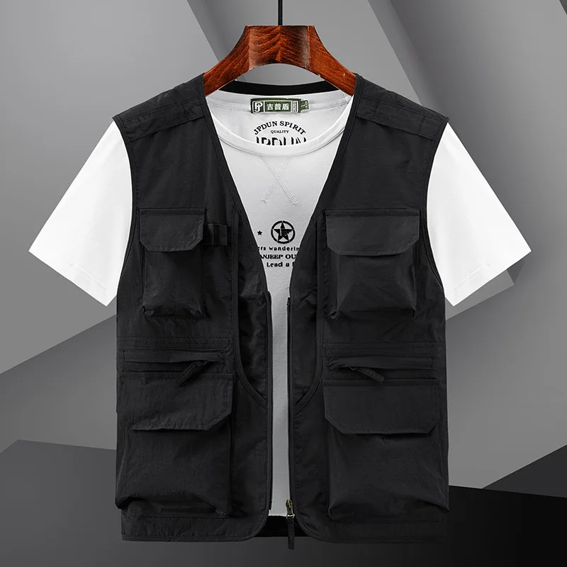 

Men's Thin Casual Sleeveless Vest Cargo Multi-Pocket V-Neck Fishing Photography Loose Fit with Back Storage Rear Breathable Mesh