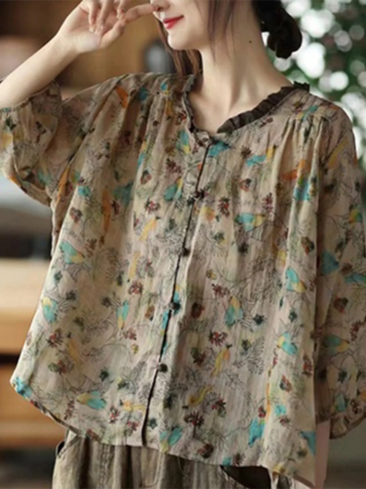 

Lightweight Cotton Linen ort Sve irt Women's Ginkgo Le Lace Floral Print Loose Fit Vintage Sle Button up Top