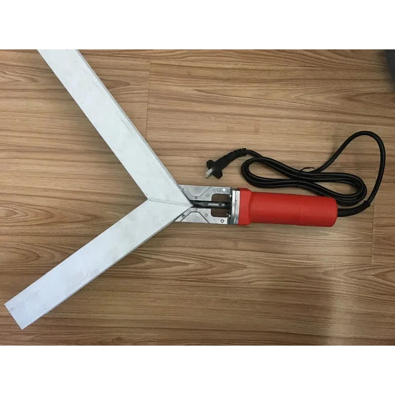 

Outside Corner Cleaning Tool for Vinyl Windows cleaning outer vinyl (PVC) frame and sash profiles after welding.