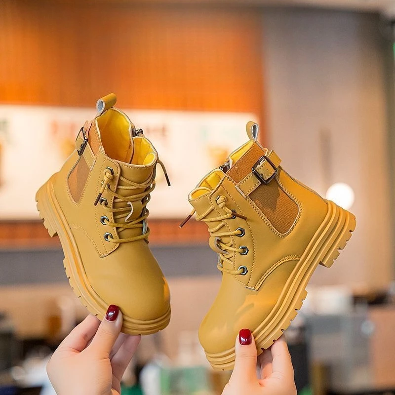 Children's British Style Boots 2026 Autumn Winter Big Kids Soft Sole Short Boots for Boys Girls Vintage Yellow Casual Footwear
