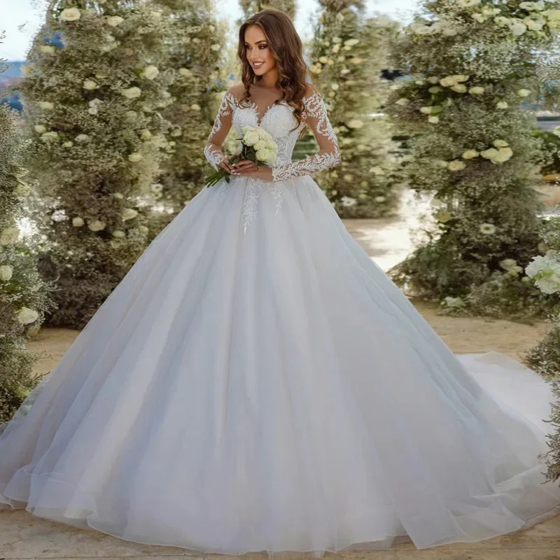 

Luxury Shiny Lace Appliques Backless WeddingDresses Long sleeve Scoop Neck Ball Gown Customized Court Train Bridal Dresses