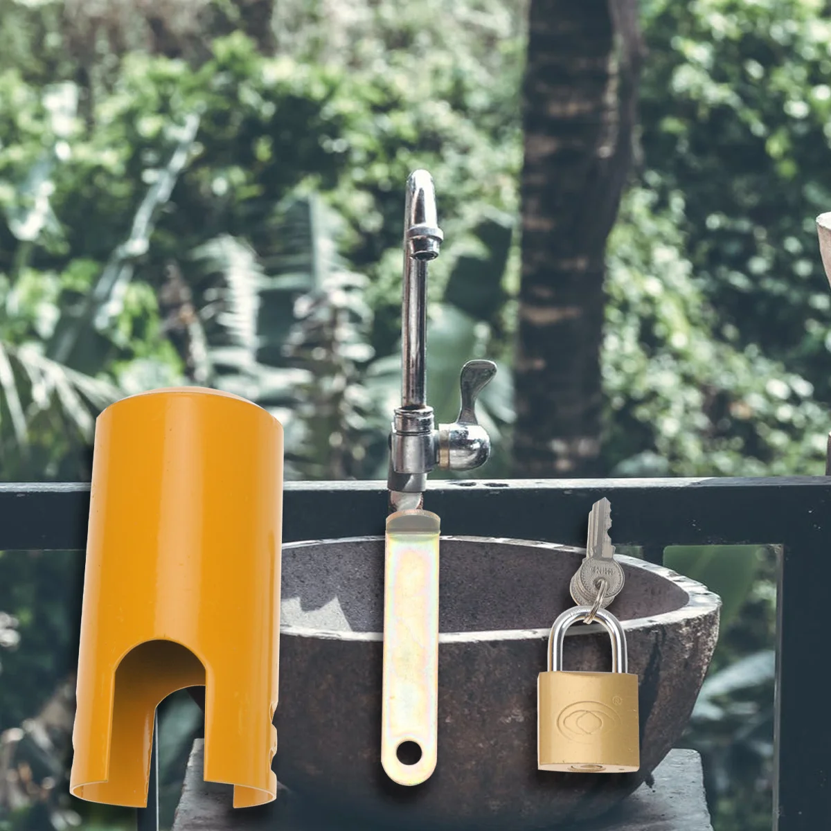 

Durable Metal Tap Lock Anti Theft Water Switch Multi Function Protective Lock for Yard Garden Park Outdoor Yellow