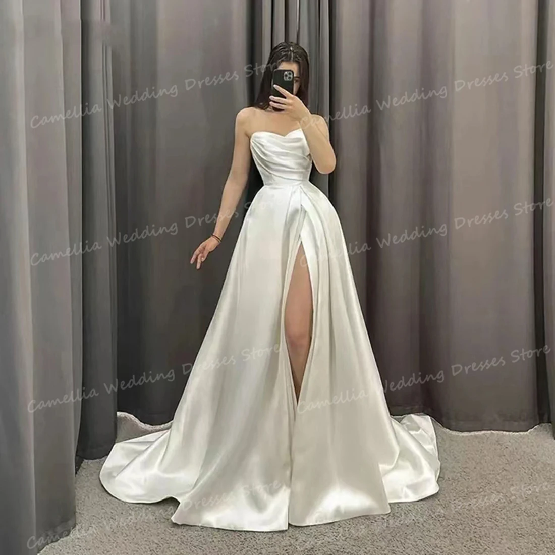 Robes de mariée A-ligne sans bretelles pour femmes, robes de mariée en fibre satinée sexy, fente latérale pour les patients, quel que soit le train de balayage, élégante et éducative, luxe 2024