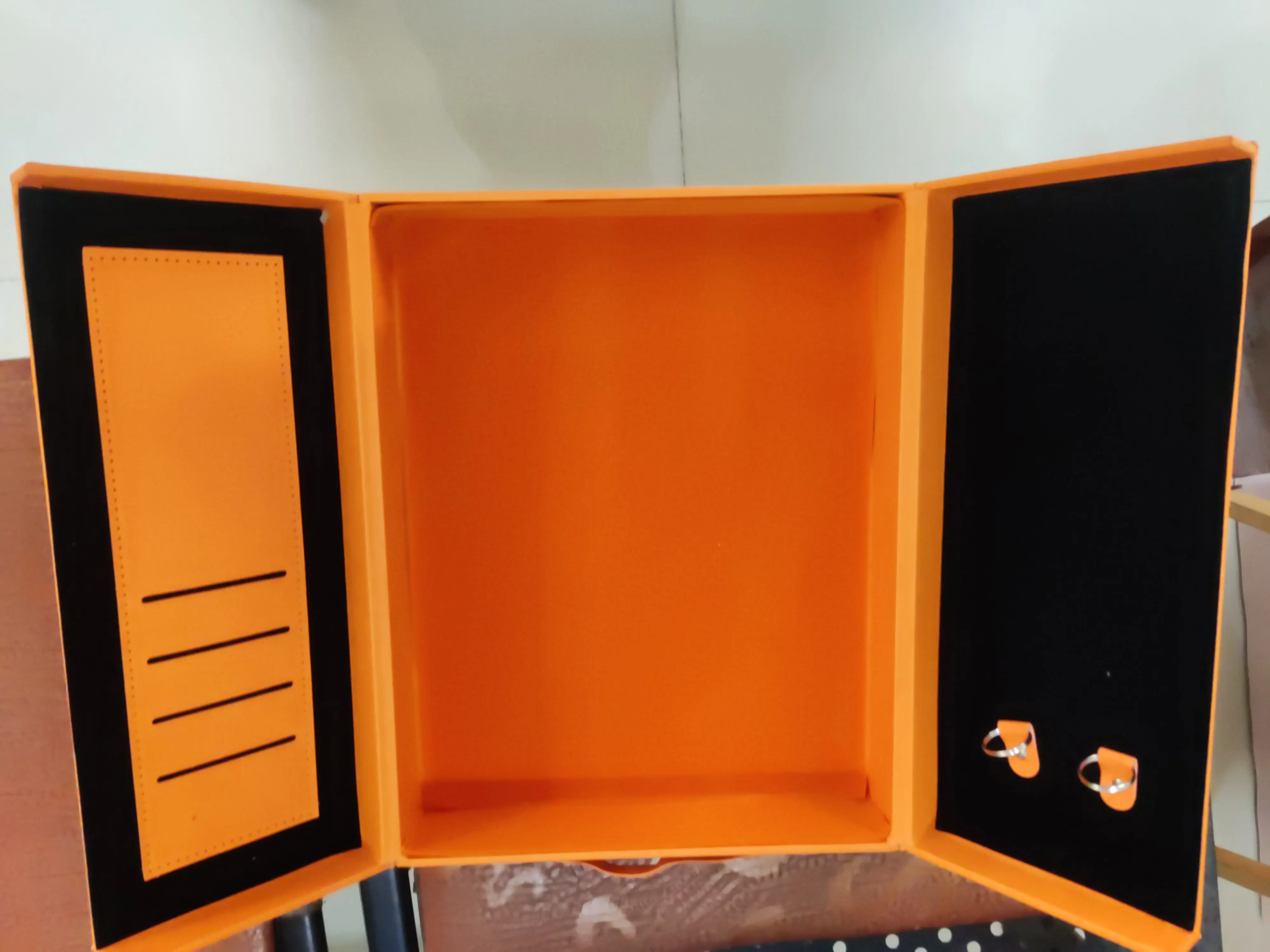 double-open-high-end-leather-gift-storage-box-for-receiving-and-delivering-keys-in-real-estate-36x28x95cm