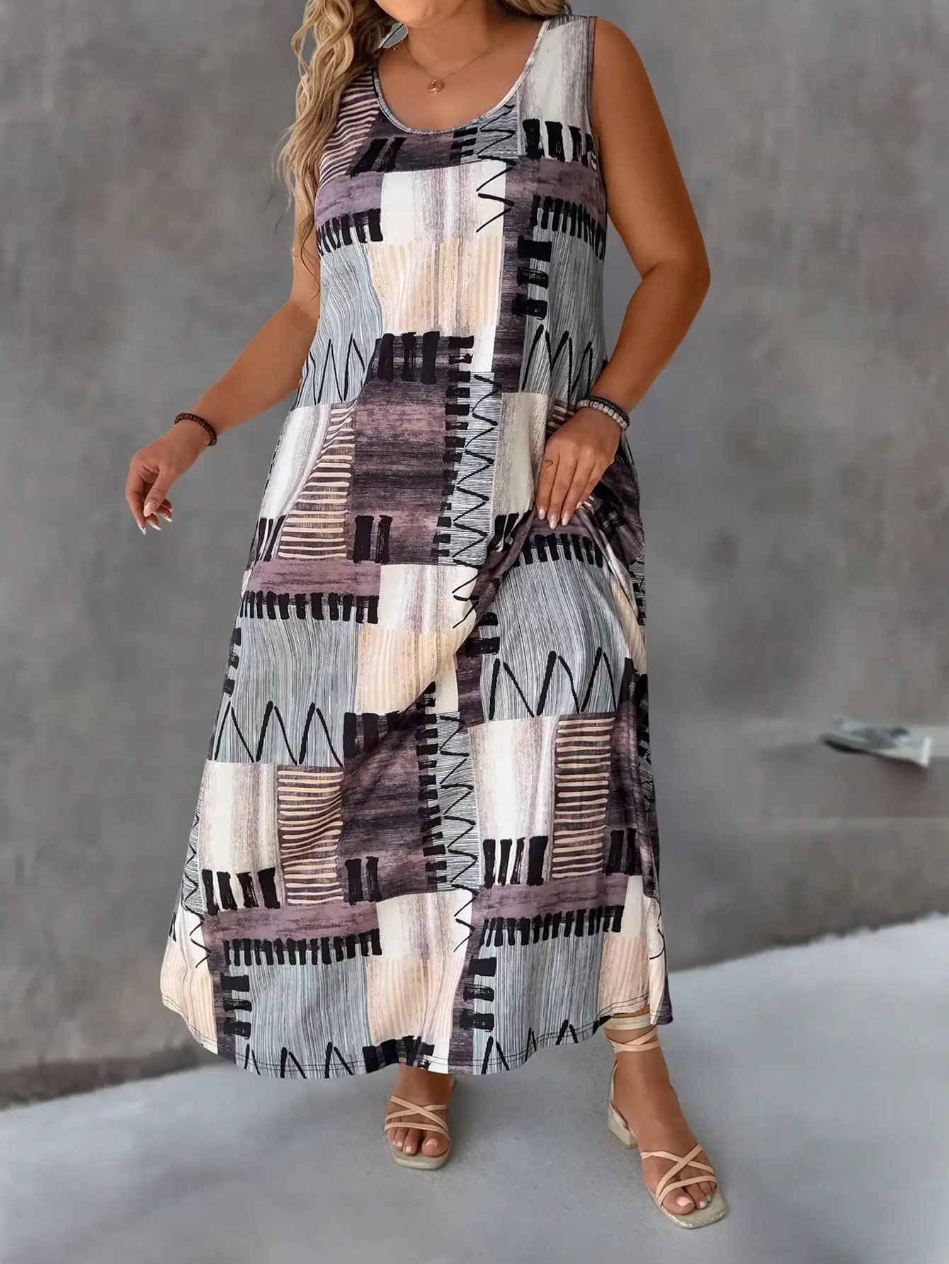 

Plus Size Round Neck Casual Printed Maxi Dress