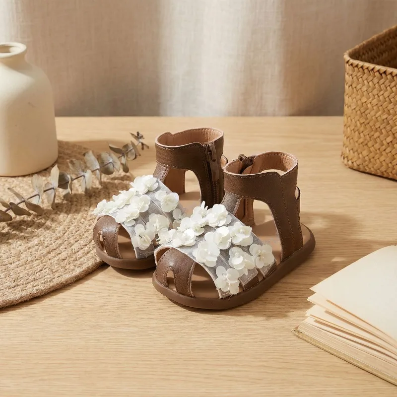 Baby-Sandalen mit Rückenreißverschluss Ausgehöhlte Mädchen-Laufschuhe Süße Blumen 2026 Sommer Neue Kinder-Prinzessinnen-Schuhe Weiche Sohle – Detail 5