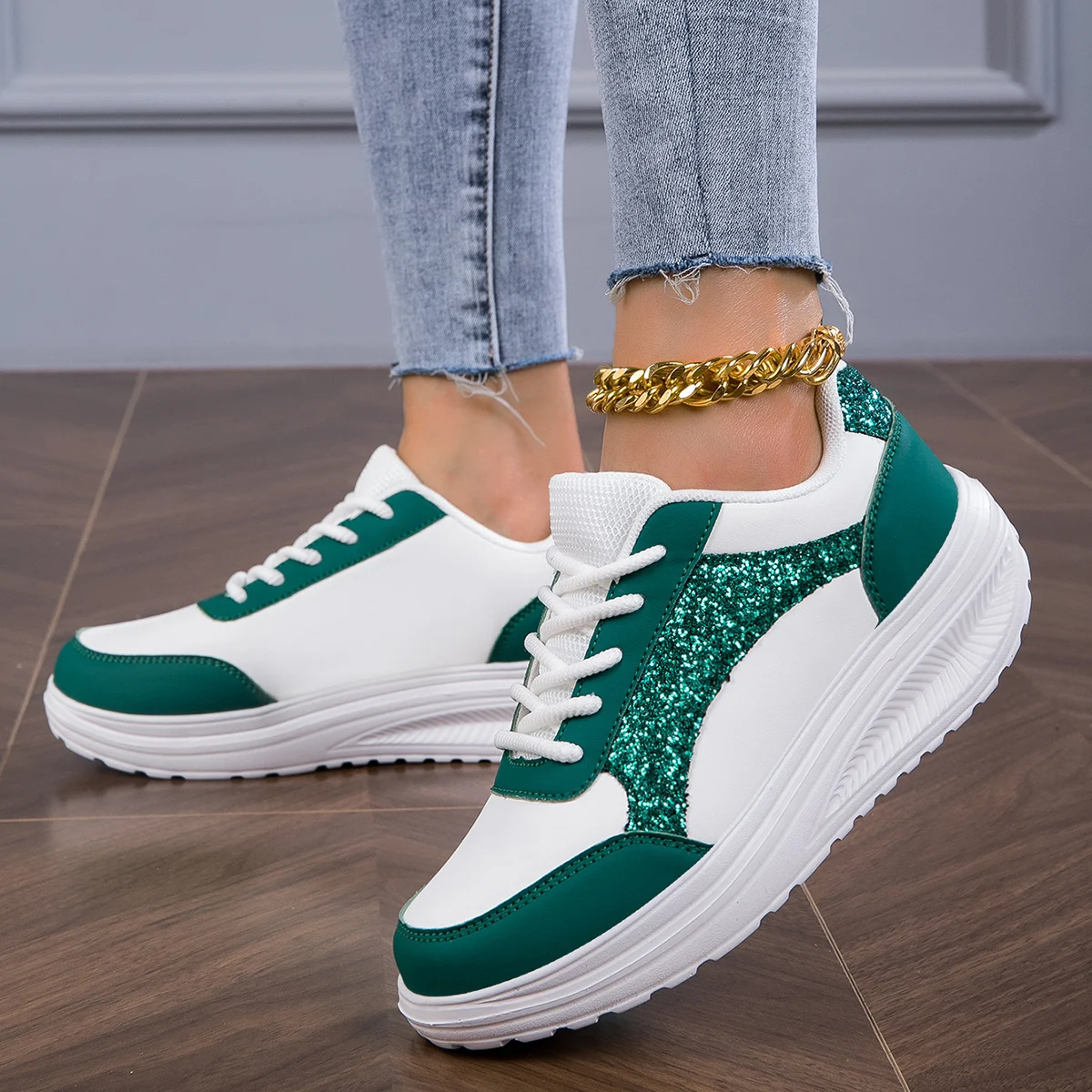 Shoes 2023 Women Running Spring Autumn Fashion White Breathable Embroidered Flower Lace-Up Casual Sneakers Zapatos De Mujer