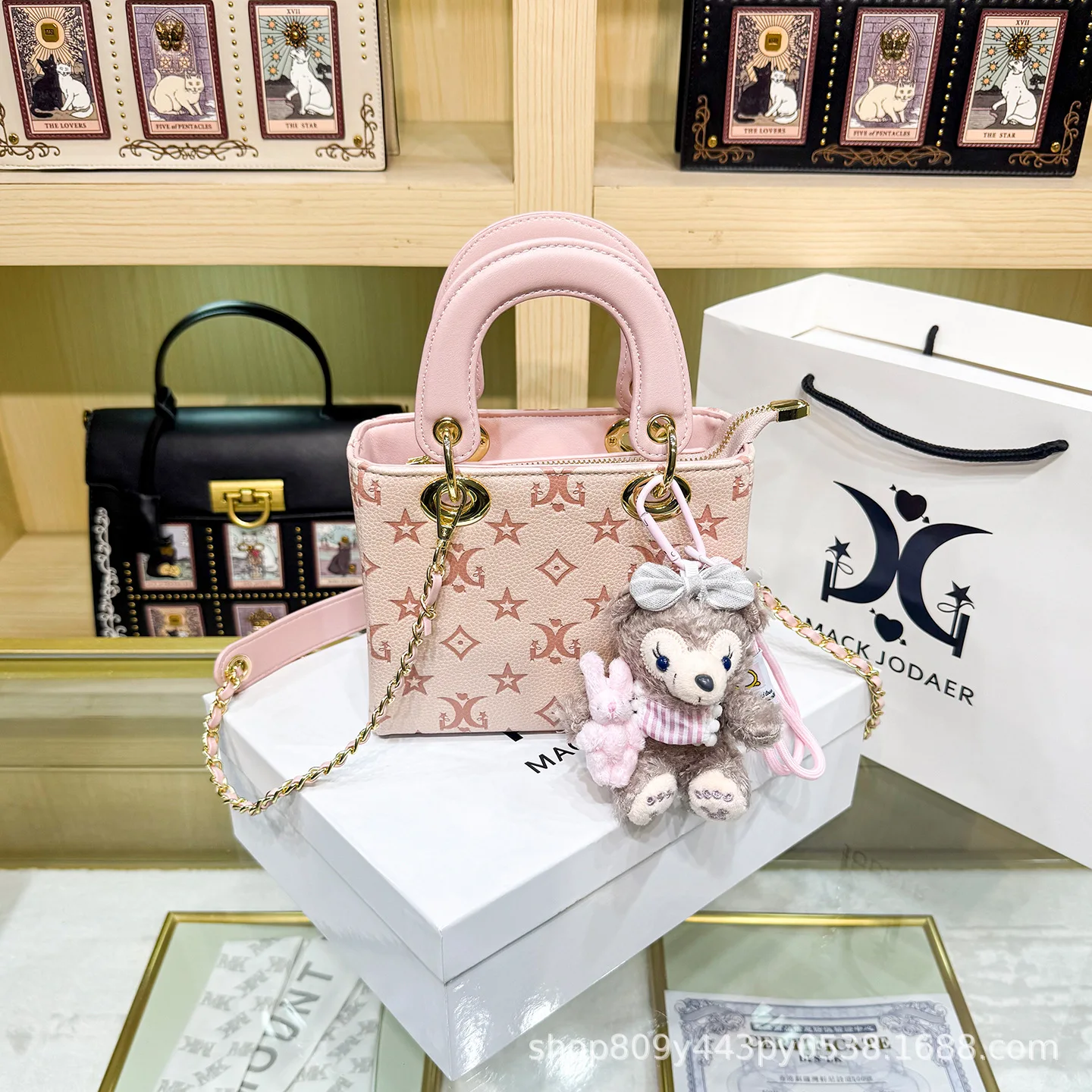 

Stylish Classic Women's Shoulder Bag Leather Handbag By Famous Designer For Fashionable Ladies Messenger