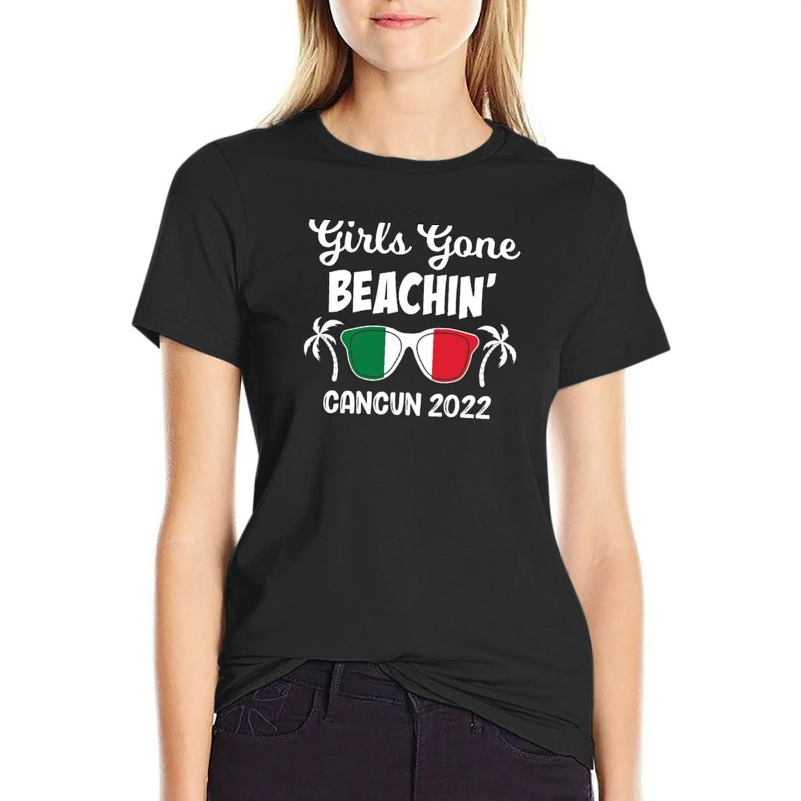 

Girls Gone Beaching Bachelorette Girls Trip Cancun 2022 T-Shirt summer top blacks t-shirts for Women graphic tees