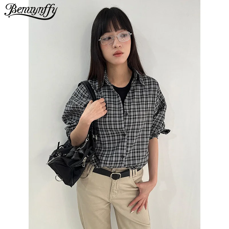 

Benuynffy Vintage Turn-Down Collar Plaid Shirts Women 2026 Spring New Casual Long-sleeved Unisex Loose Button Down Blouses Tops