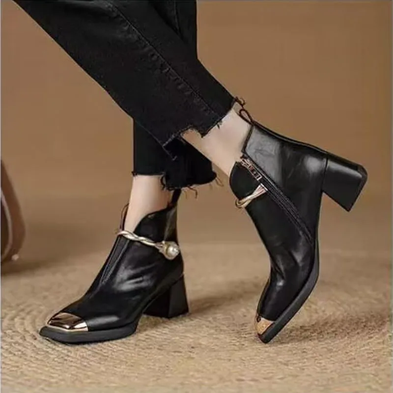 

2025 New Winter Women's Chunky High Heel Ankle Boots Metallic Square Toe Chunky Heel Fashion Boots for Casual & Night Out