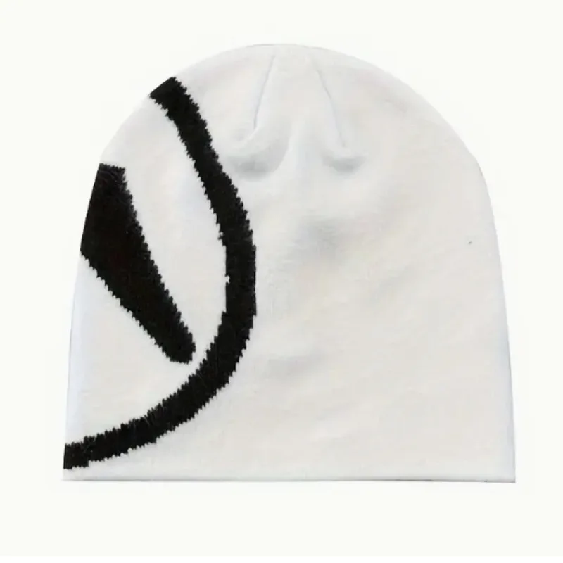 Hip Hop Jacquard Y2K Beanie Classic Black & White Color Block Knit Hats Warm Beanies Elastic Skull Cap For Women Men