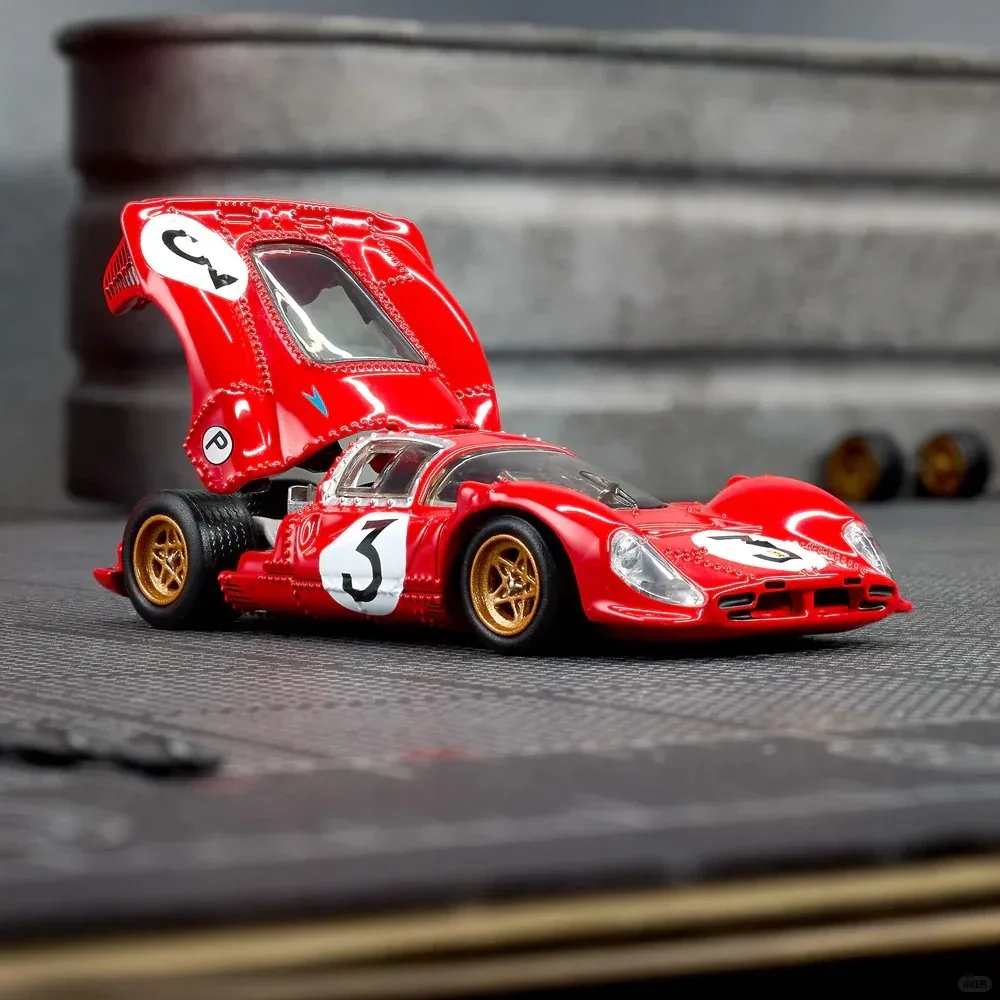 Nowy Hot Wheels Elite 64 1967 Ferrari 330 P4 Ferrari 1/64 Model Samochodu ze Stopu Metalu Dostępny w Magazynie Czerwona Wersja Model Samochodu Odlewany Kolekcjonerskie Zabawki