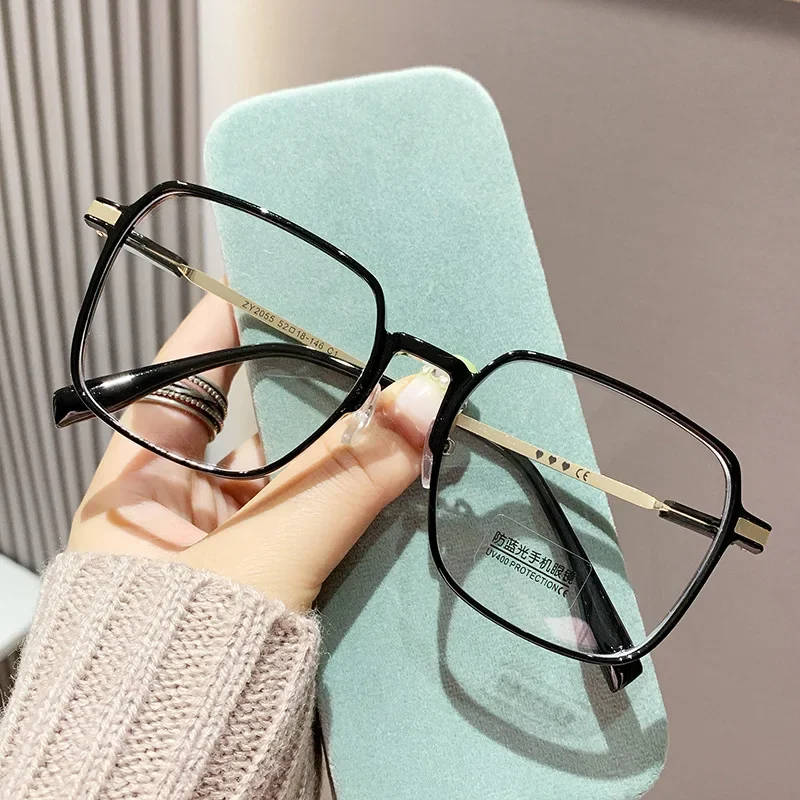 Large Oversized New Trend Reading Glasses Classic Anti-blue Light Presbyopia Eyewear Men Women Farsighted Eyeglasses Degree+4.0