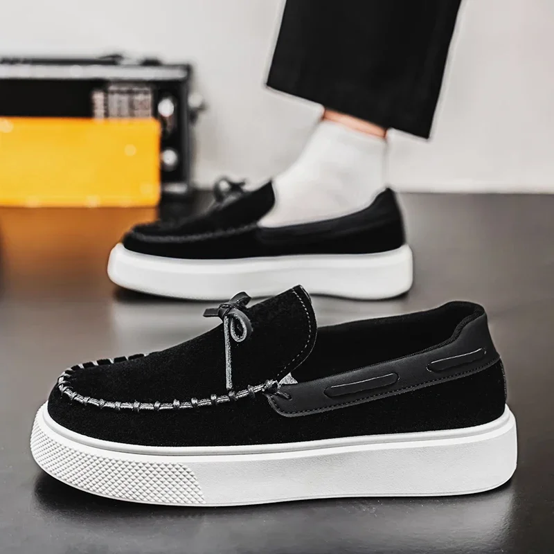 

Men's Spring and Autumn Flat Low-top Round-toe Color-blocked Soft-soled Comfortable and New Fashionable Low-top Walking Shoes