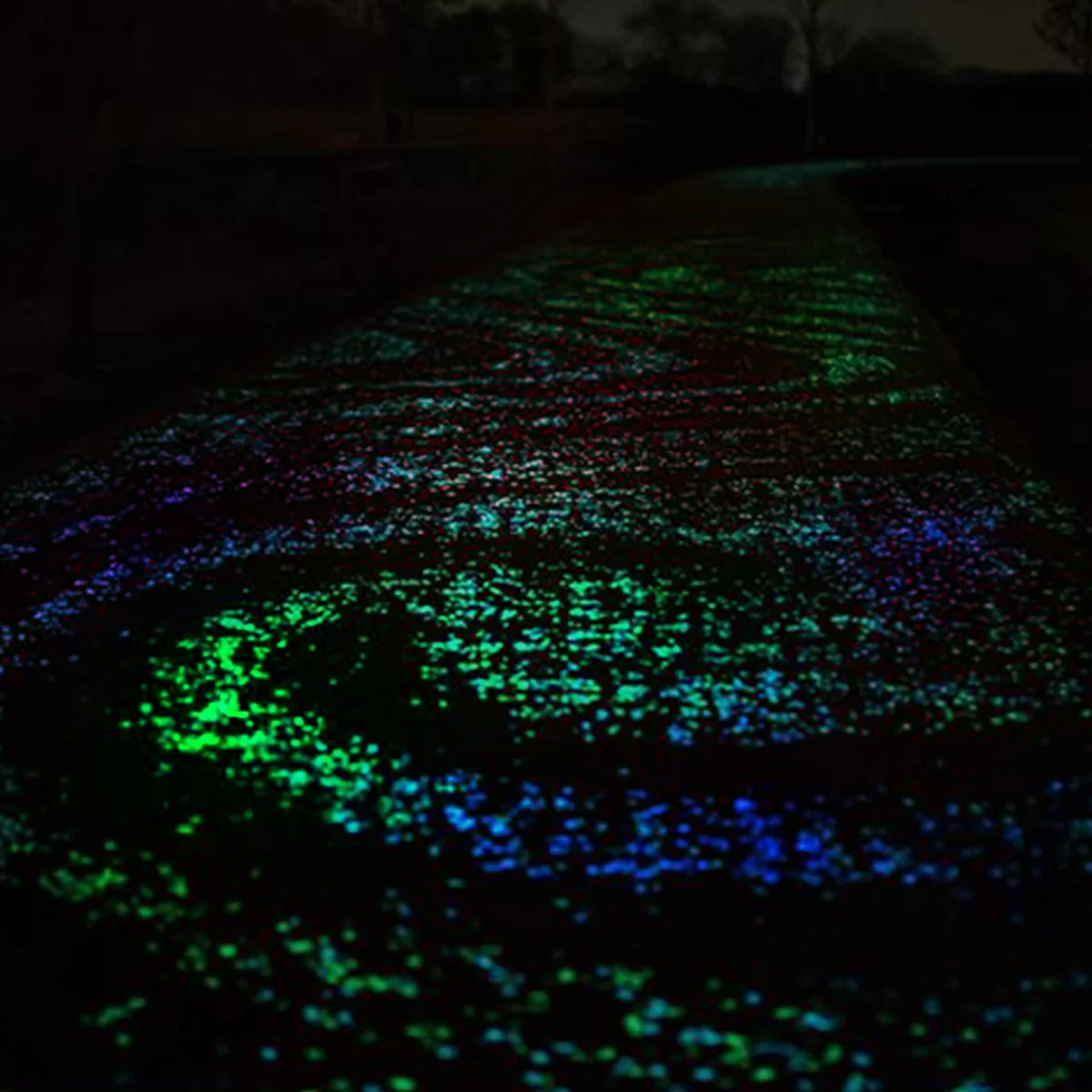 

1Set Luminous Stones Bright Tank Decoration Garden Pebbles Aquarium Resin Pebbles Night Glow Stone Landscape