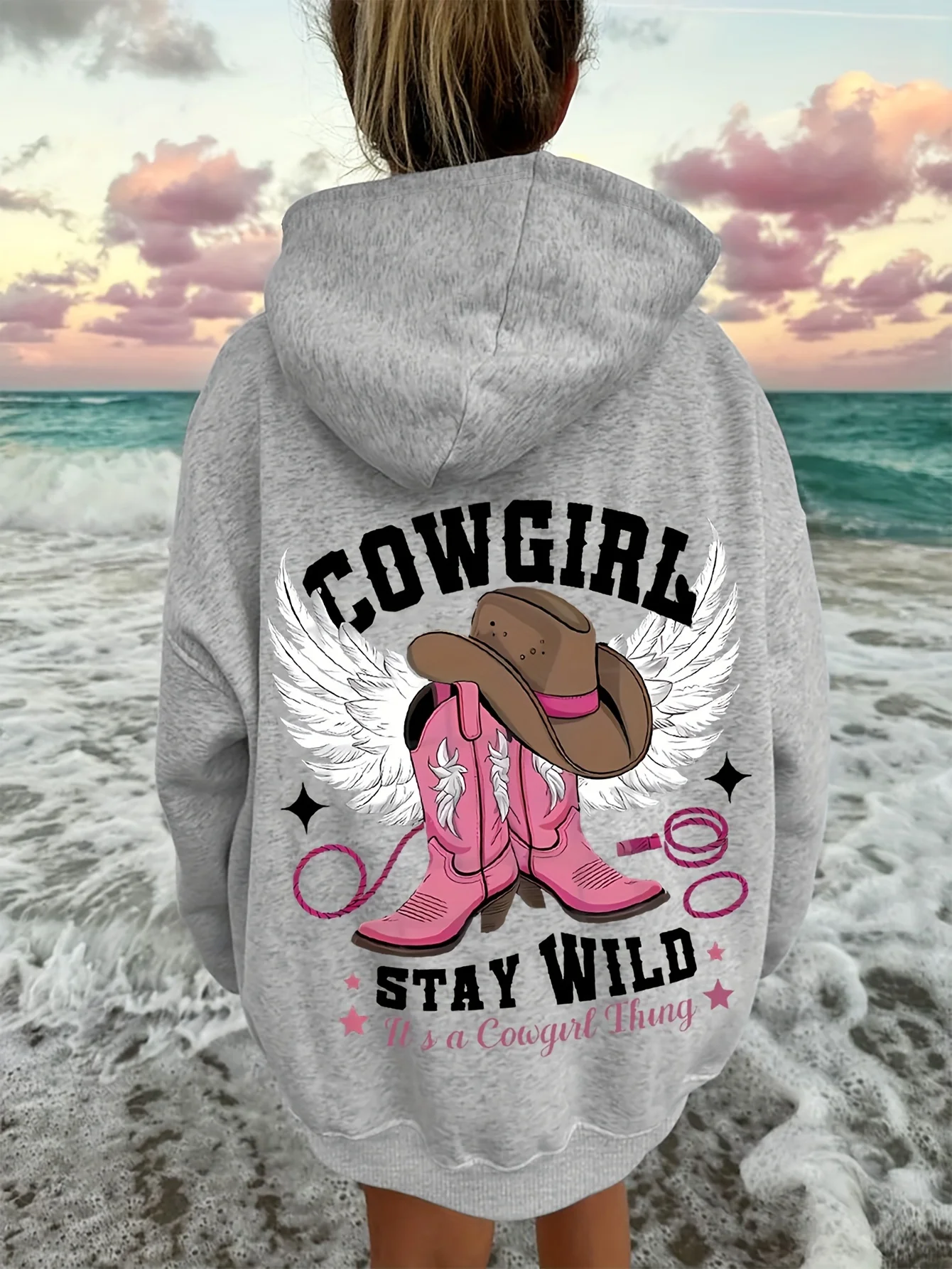 سترة بغطاء للرأس من Western Chic Cowgirl ناعمة قابلة للتمدد وأكمام طويلة مع غطاء محرك السيارة وقبعة رعاة البقر المطرزة والأحذية