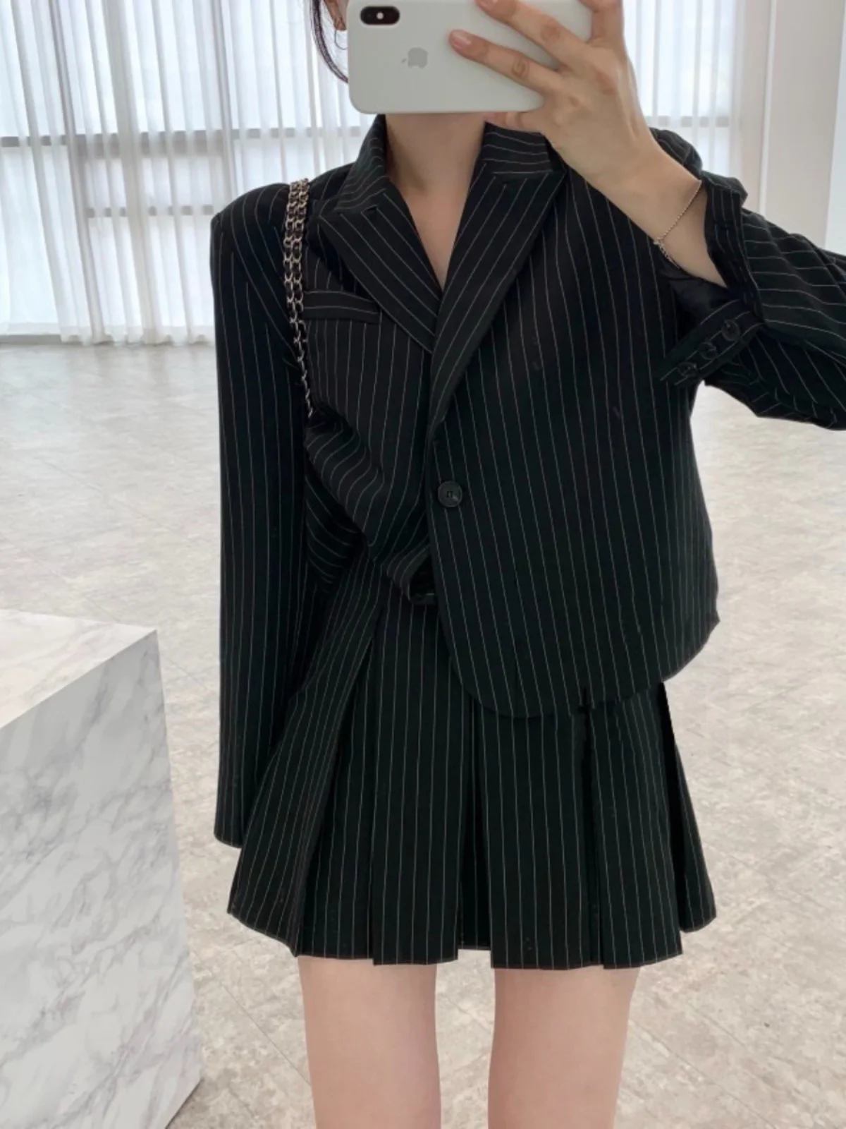 

Salt Series Vintage Plaid Suit Jacket Women's High Waist Pleated Skirt Two-Piece Set Fashionable Button-Up Office Wear
