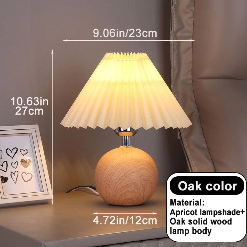 โคมไฟตั้งโต๊ะ LED Nordic จีบผ้า EU ปลั๊กสําหรับห้องนั่งเล่นห้องนอนตกแต่งบรรยากาศไม่รวมหลอดไฟ