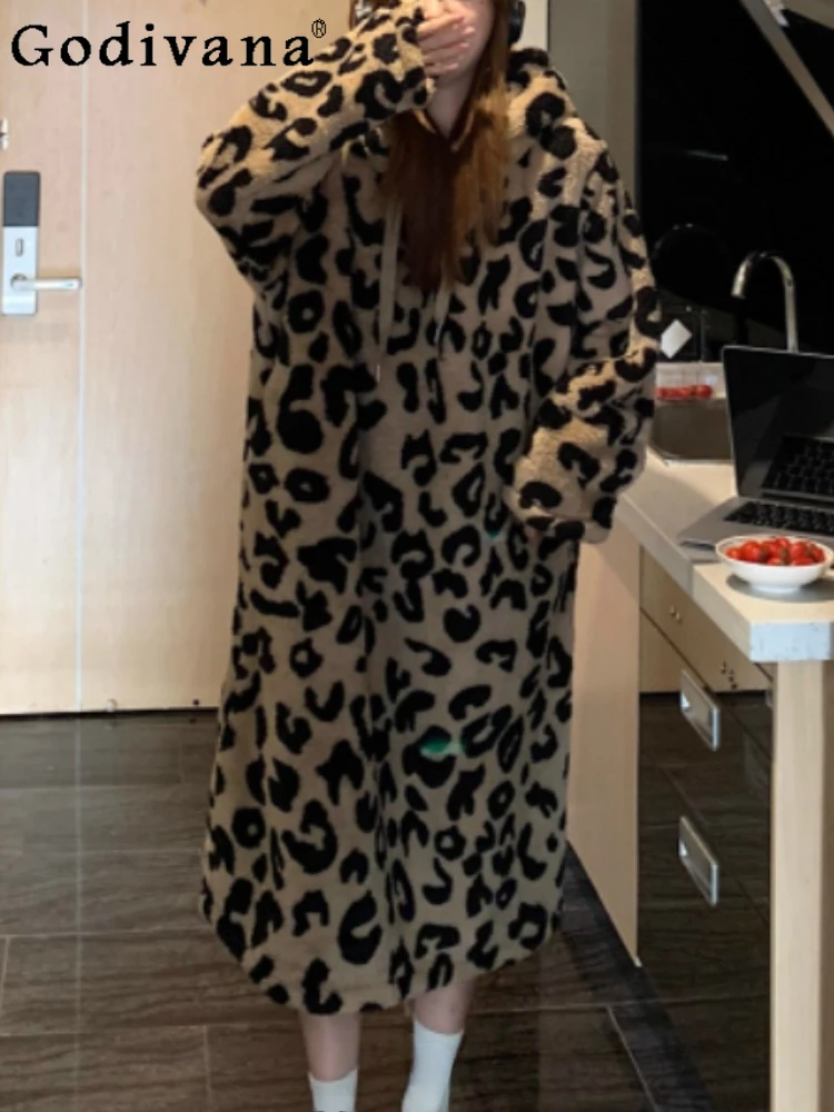 

Plus Size Women Winter Autumn Winter Cute Leopard Print Hooded Nightdress Loose Comfortable Loungewear Coral Velvet Pajamas