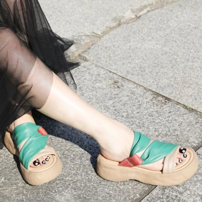 

4.5cm Genuine Leather Designer Natural Slippers Women Sandals Rubber Soled Summer Platform Wedge Authentic Fashion Weave Shoes