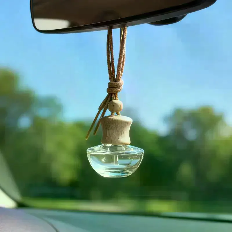 1/4Pcs Aromatherapy Essential Oil Bottle Hanging Auto Air Freshener Car Interior Decoration For Home Car Perfume Bottle Ornament