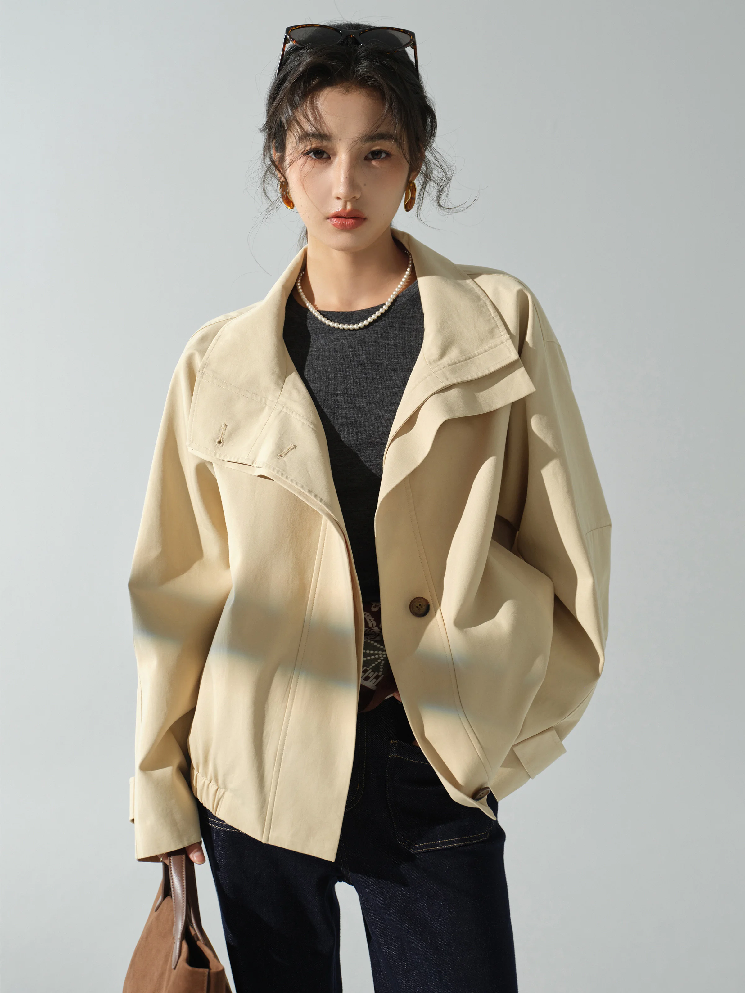 เสื้อโค้ทเทรนช์ผู้หญิง ทรงโอเวอร์ไซส์ คอตั้ง เสื้อคลุมลำลอง แฟชั่นทันสมัย เสื้อคลุมตัวเล็ก ดีไซน์หรูหรา สวมใส่ได้ทุกวัน