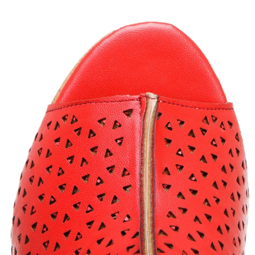 Big Size Women Wedge Sandals Yellow White Punched PU High Thick Heels Casual Party Lady Summer Peep Toe Platform Slingback Shoes