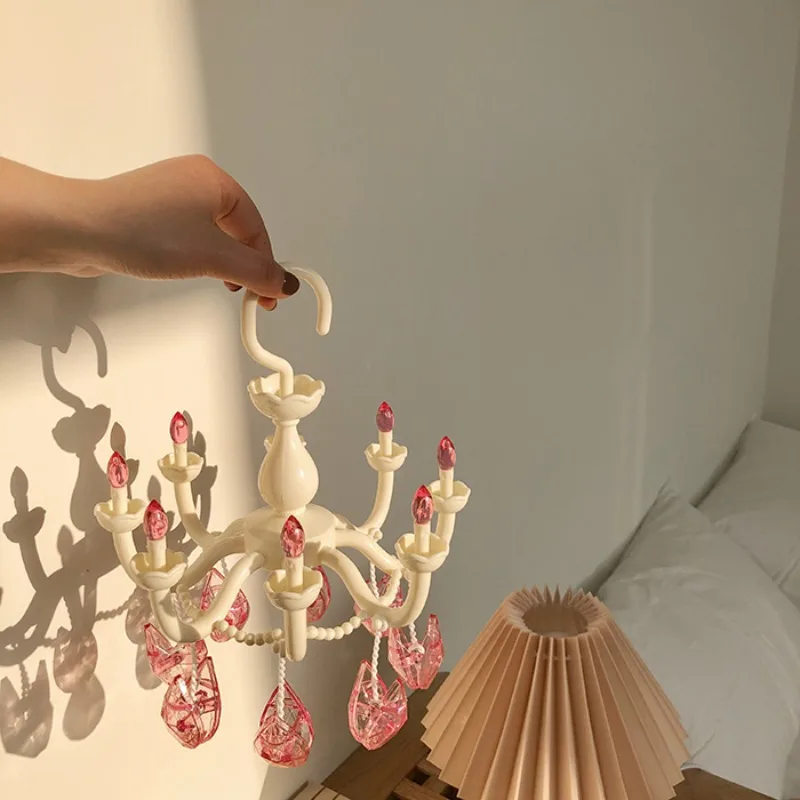 1pc Creative Retro Contrasting Color Crystal Chandeliers Shaped Clothes Drying Rack Bedroom Clothes Drying Decorative Rack