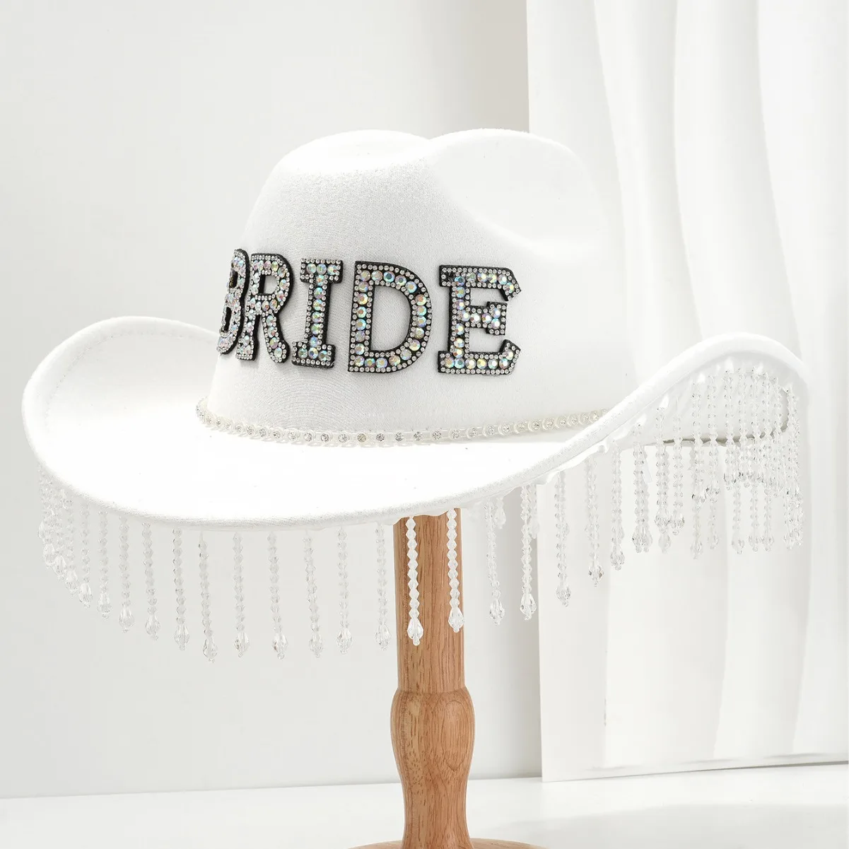 

HongLuan White Wedding Costume Hat Adult, Cowboy Hats Rhinestone for Woman, Cowboy Cosplay Female Accessories & Cowgirl Cap