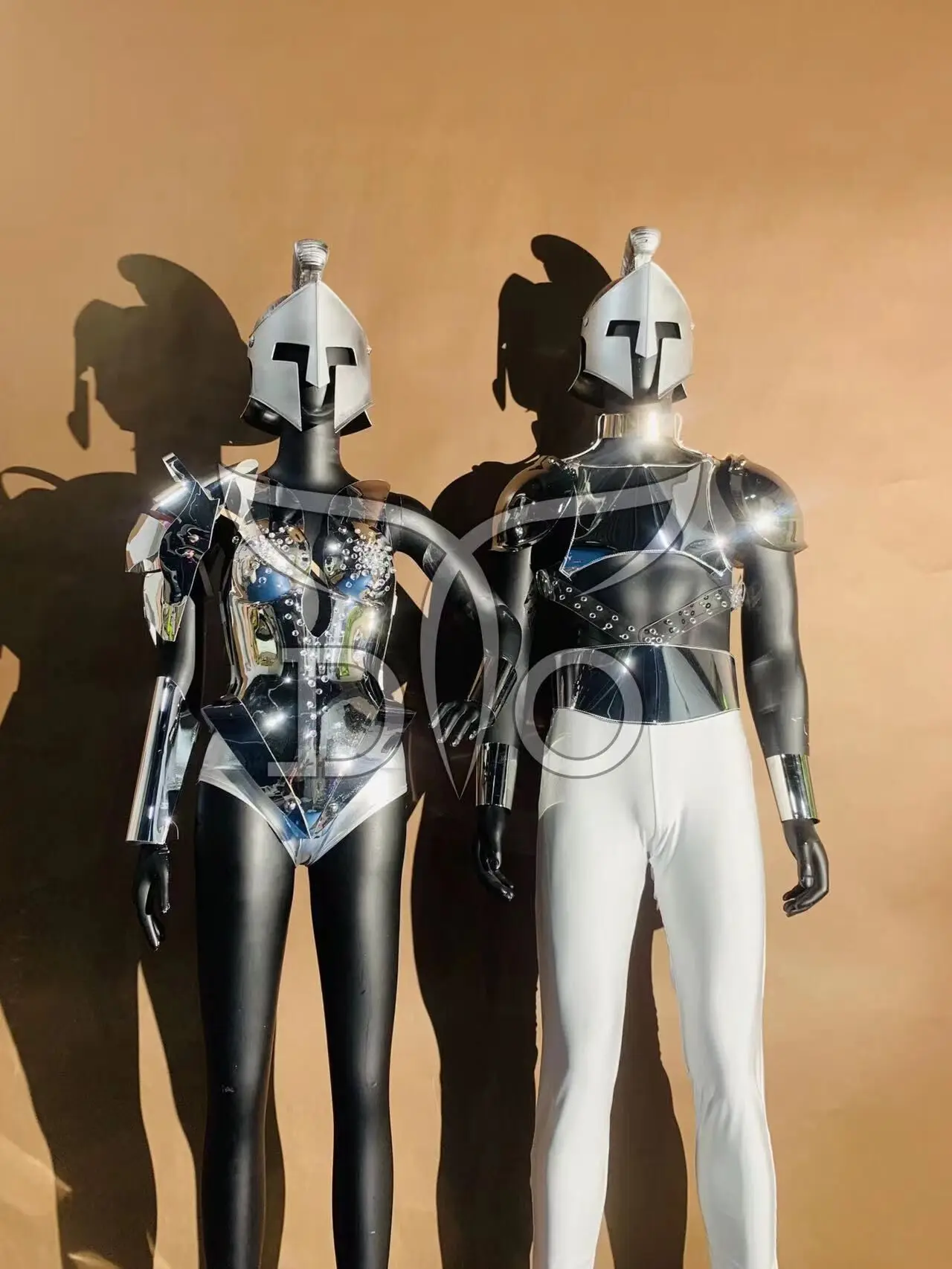 Custom Muscle Man Nightclub Rider Show Knight Costume Performance Celebrate Prom Party Show Wear Women Dancer Show Club Dress