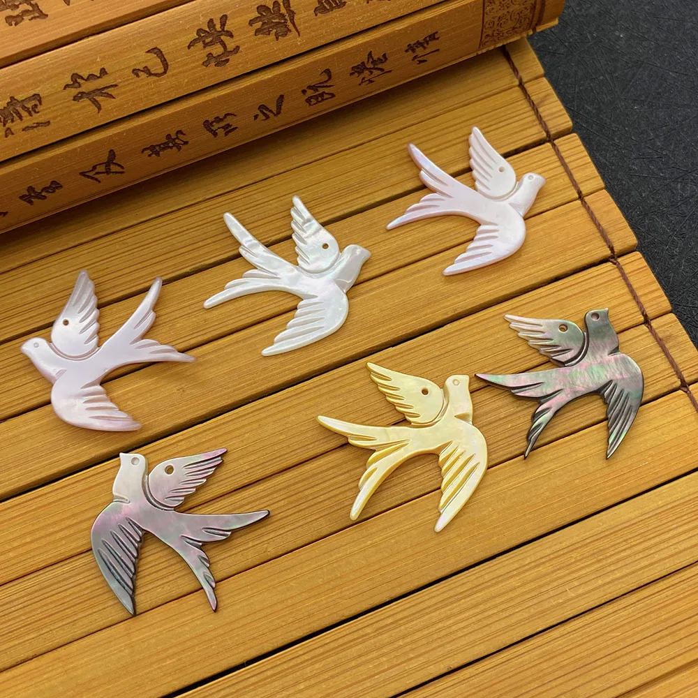 

Exquisite Natural Seawater Shell Swallow Shape Pendants Single Hole White/black/yellow/pink Shell Charms Necklace Accessory 1 Pc
