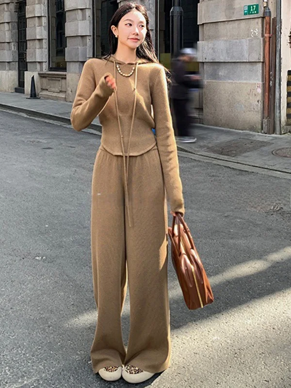 

Модный женский повседневный комплект в корейском стиле Весна 2026: худи с эффектом утяжки талии и широкие брюки, комплект из двух предметов