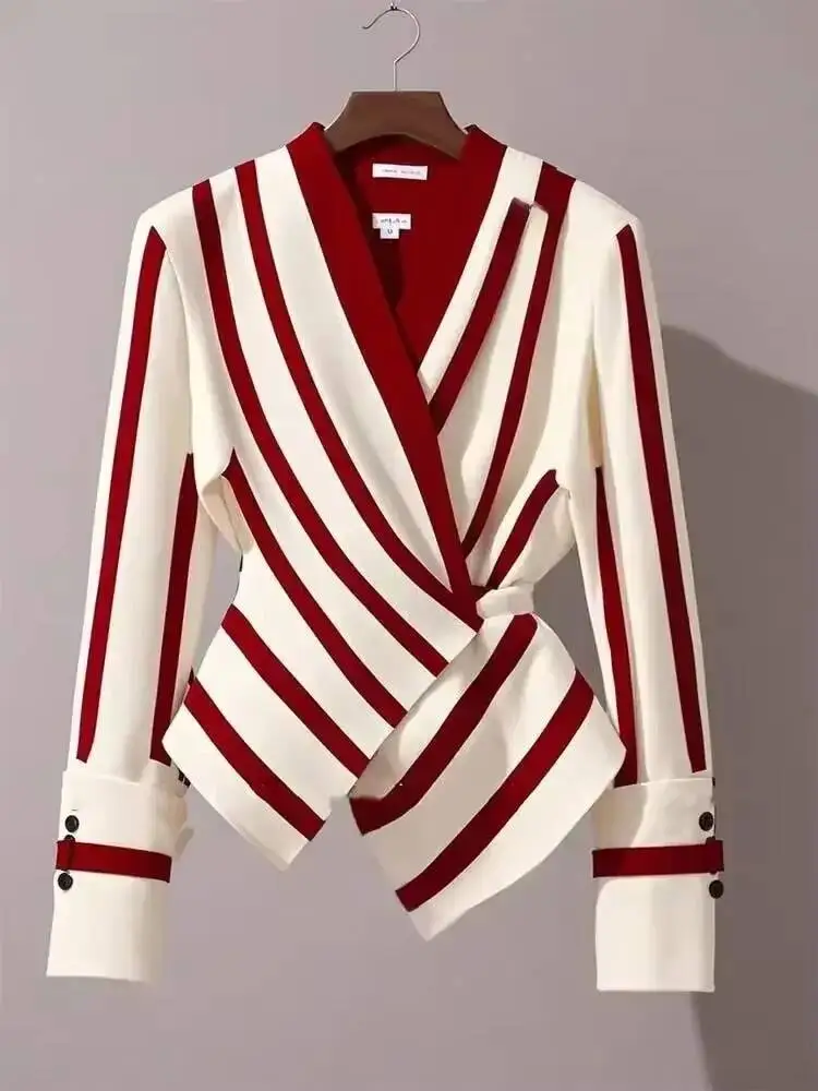 

2026 Spring Autumn Fashion Unique and Unique Shirt High Grade Loose and Skinny V-neck Red and White Stripe Pinch Waist Top Women