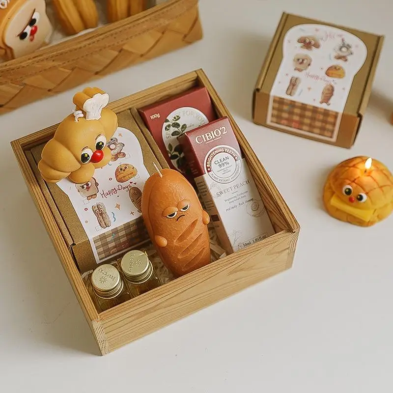 Cute Cartoon Bread Doll Candle Scented Candle Aromatherapy Soy Wax Candles Wedding Birthday Candle Party Home Decoration