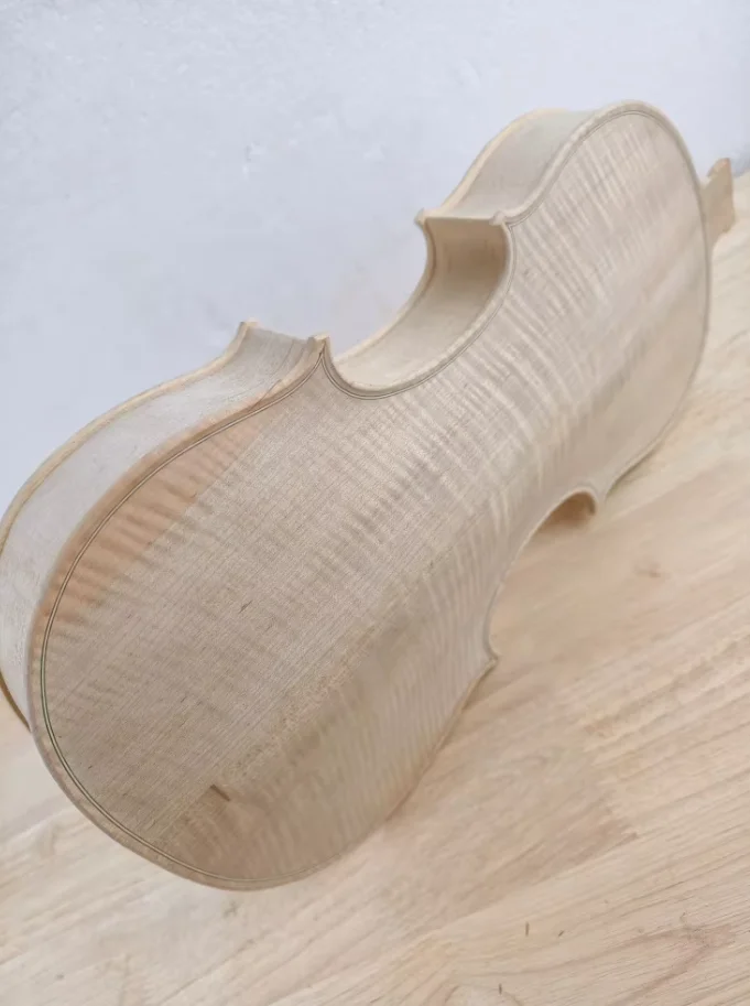 15.5-inch Unpainted Violin Body Made of European Maple And Cold Shirt Randomly Shipped for Violin Making Enthusiasts